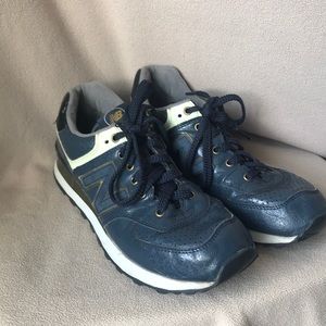 Dark Blue Glow in the Dark New Balance